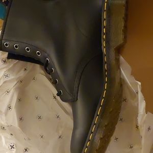 NWT Doc Martens Black US Women's 11/Men's 9